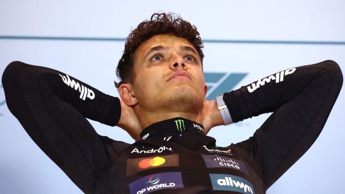 Vadító szépséggel szakított az F1 sztárja
