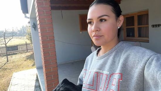 Azahriah exe kiverte a biztosítékot: nem hiszed el, mit csinál egy kecskével - videó