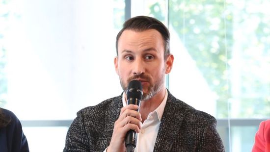 Csuti: „Lényegében szombatról vasárnapra váltam egyedülálló apává"