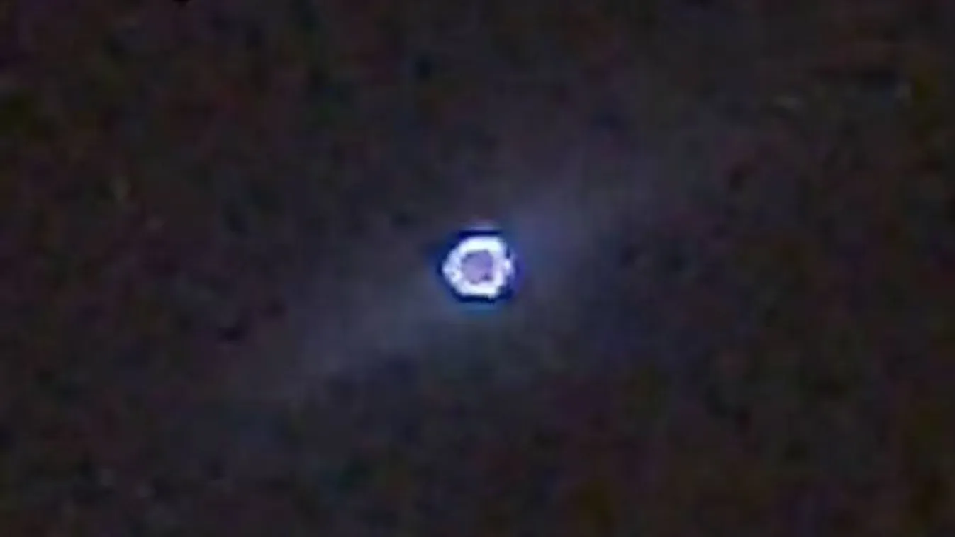 Megdöbbentő videó: titokzatos, pulzáló UFO lebegett 15 percig az égbolton