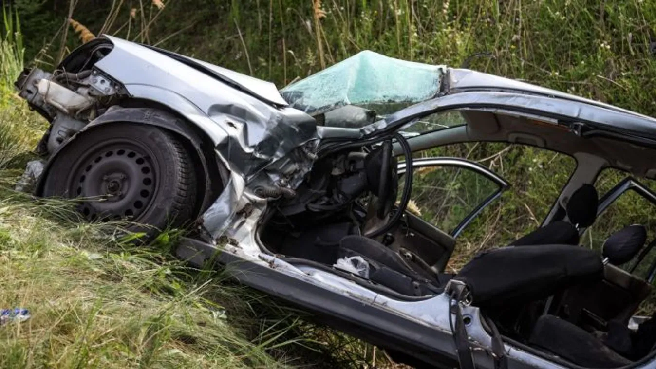 Két ember életét követelte a tragikus baleset