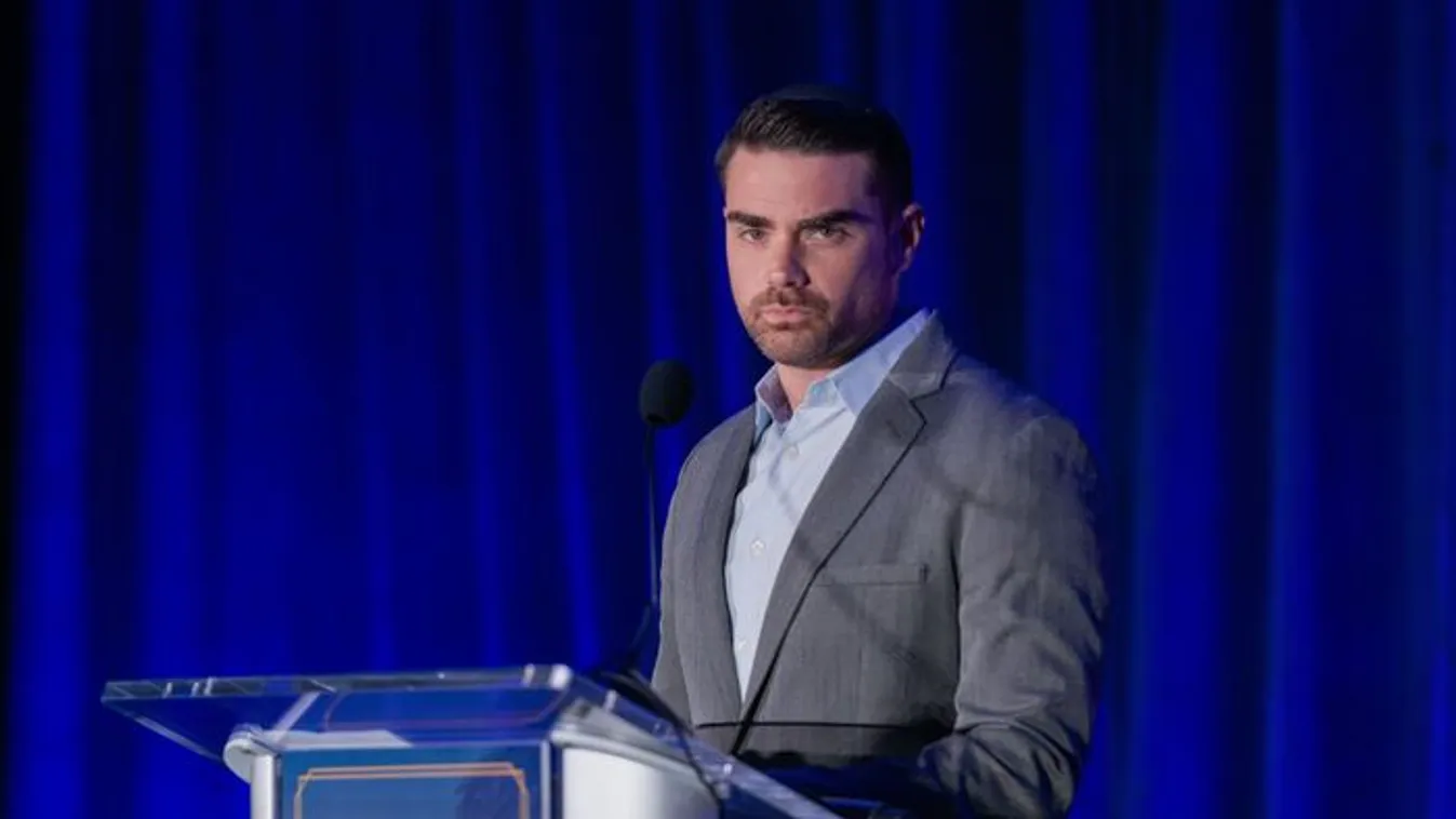 Májusban Budapestre érkezik a konzervatív forradalmár