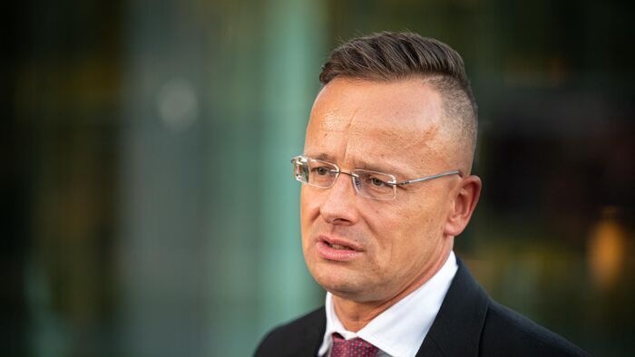 Szijjártó Péter: Brüsszel ne akadályozza a béketárgyalásokat