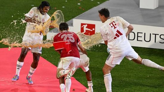 Vad bulizás miatt áll a bál, botrányosan ünnepelték a Bayern München játékosai a bajnoki címet