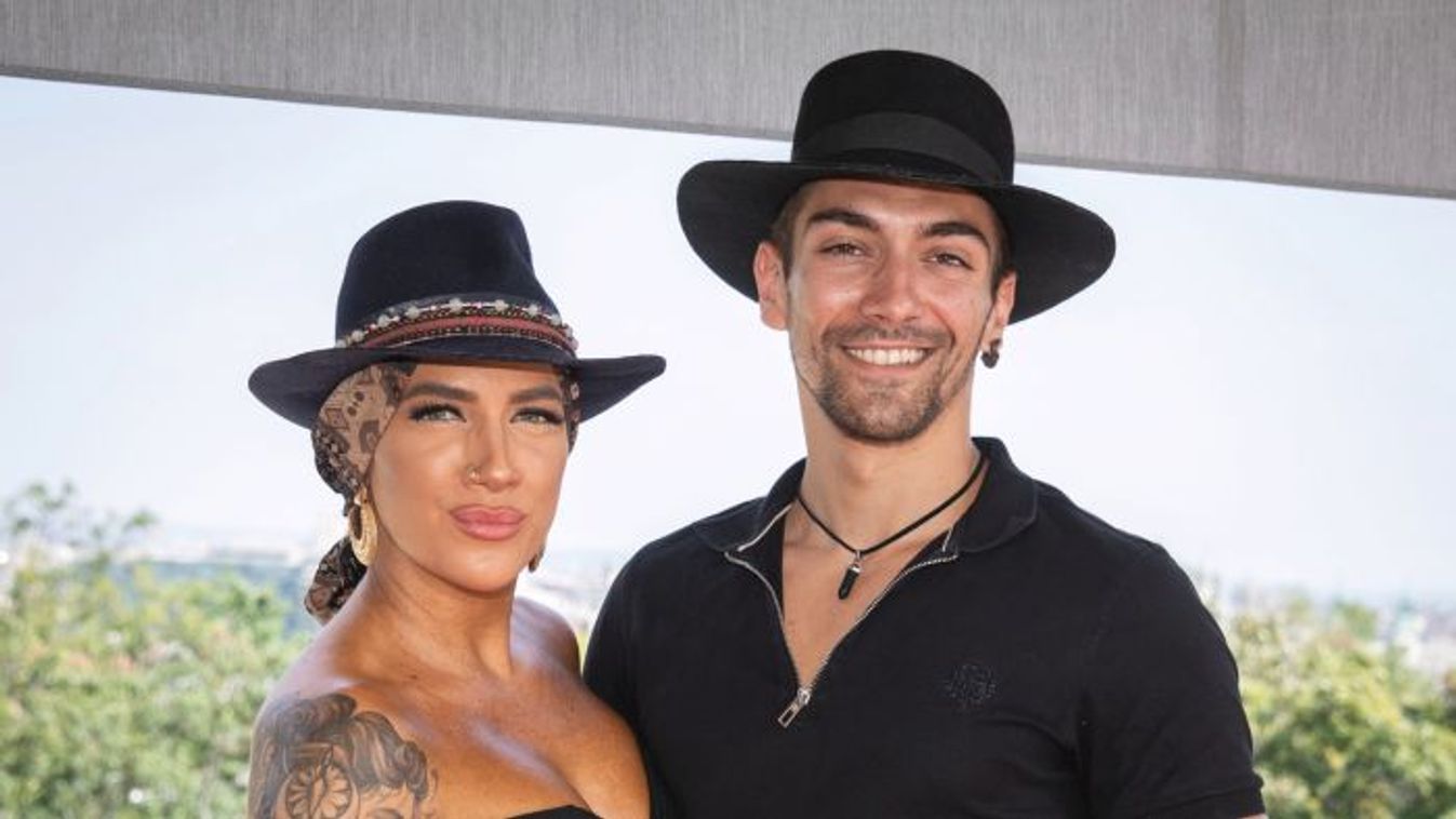 Forró felvétel! Így lopta el a show-t a színpadon Tóth Gabi