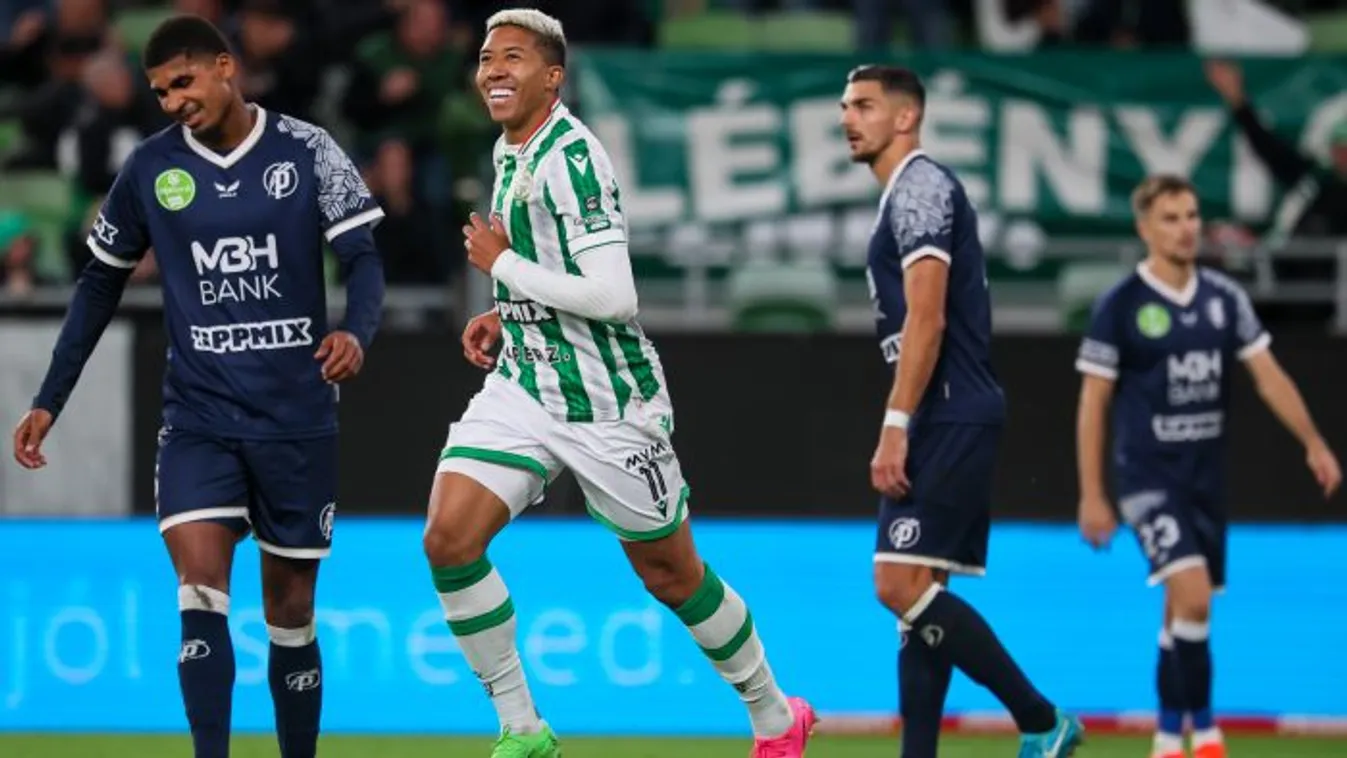 Teljes volt a káosz, helikopteren hozták a Fradi aranyérmeit