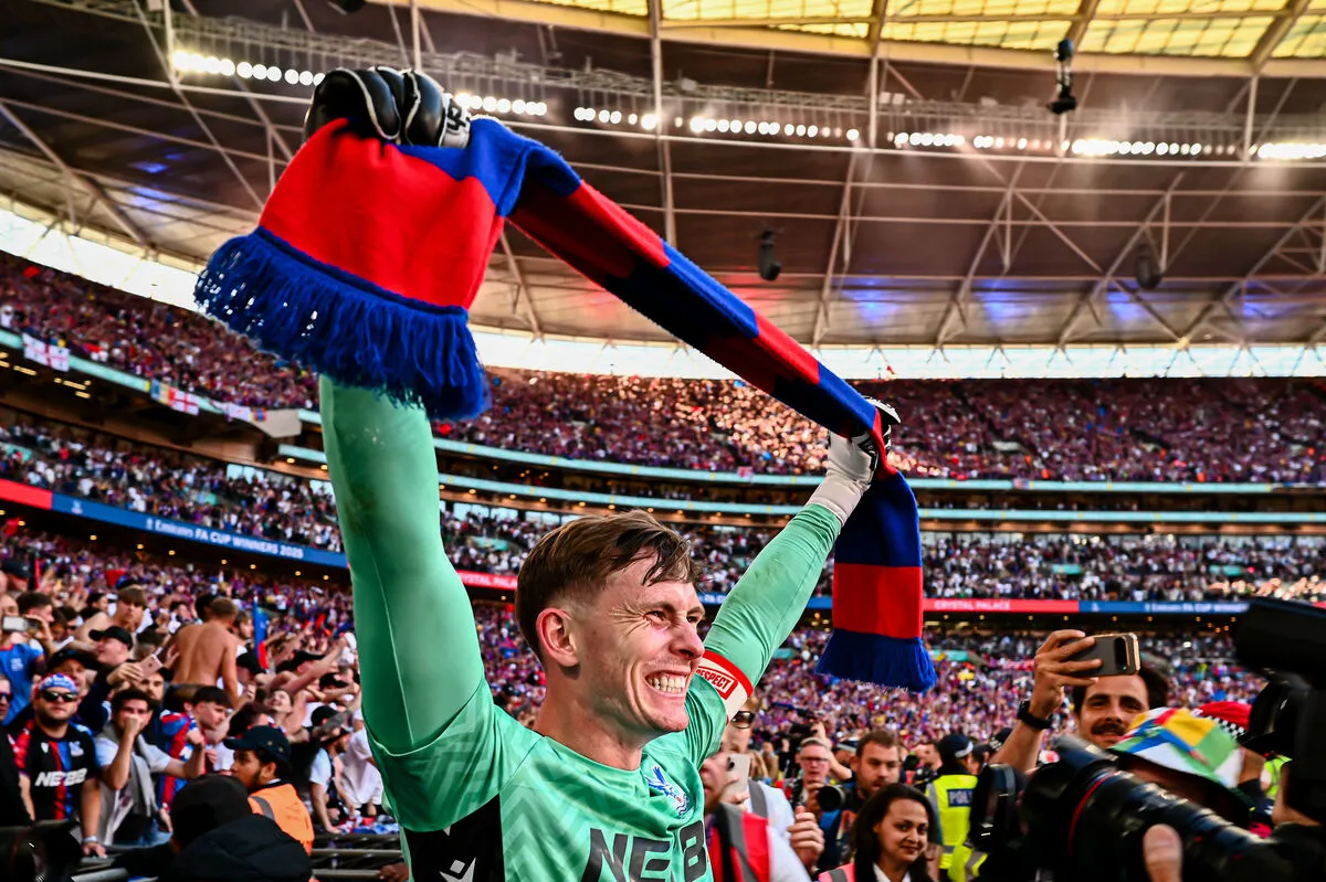 Dean Henderson gyorsan túltette magát Guardiola támadásán, de az elhunyt édesapjáról nem feledkezett meg a Crystal Palace kapusa. 
