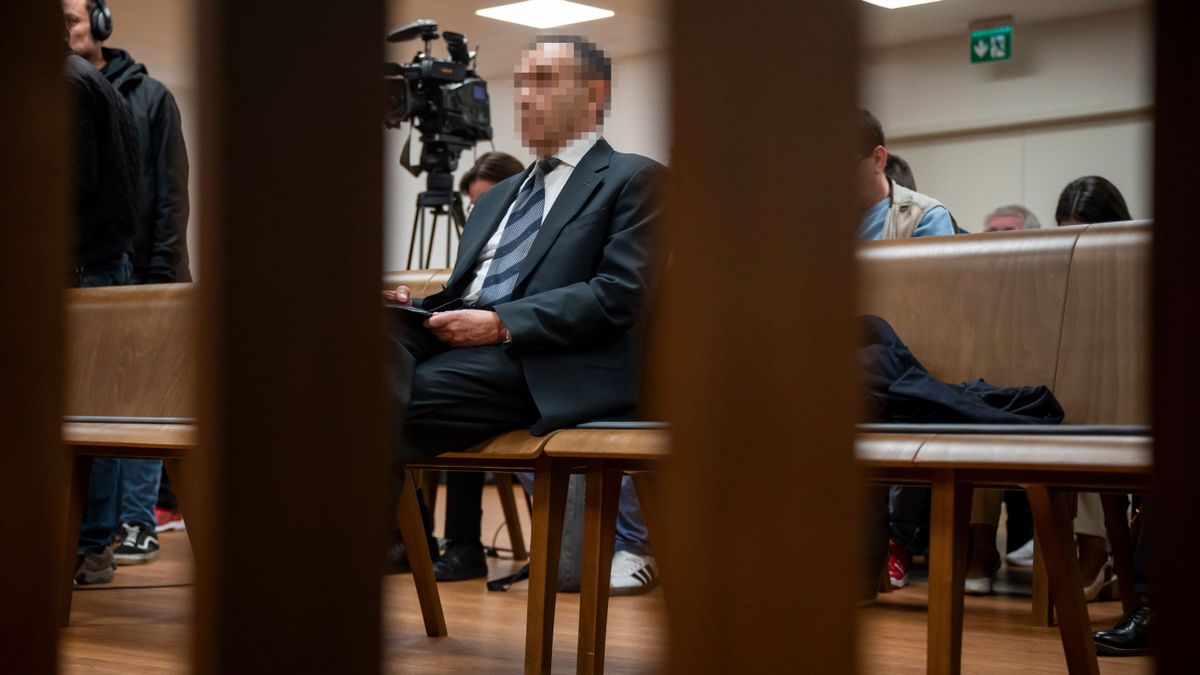 A közeli ismerős tálalt ki: így viseli a börtön Gyárfás Tamás