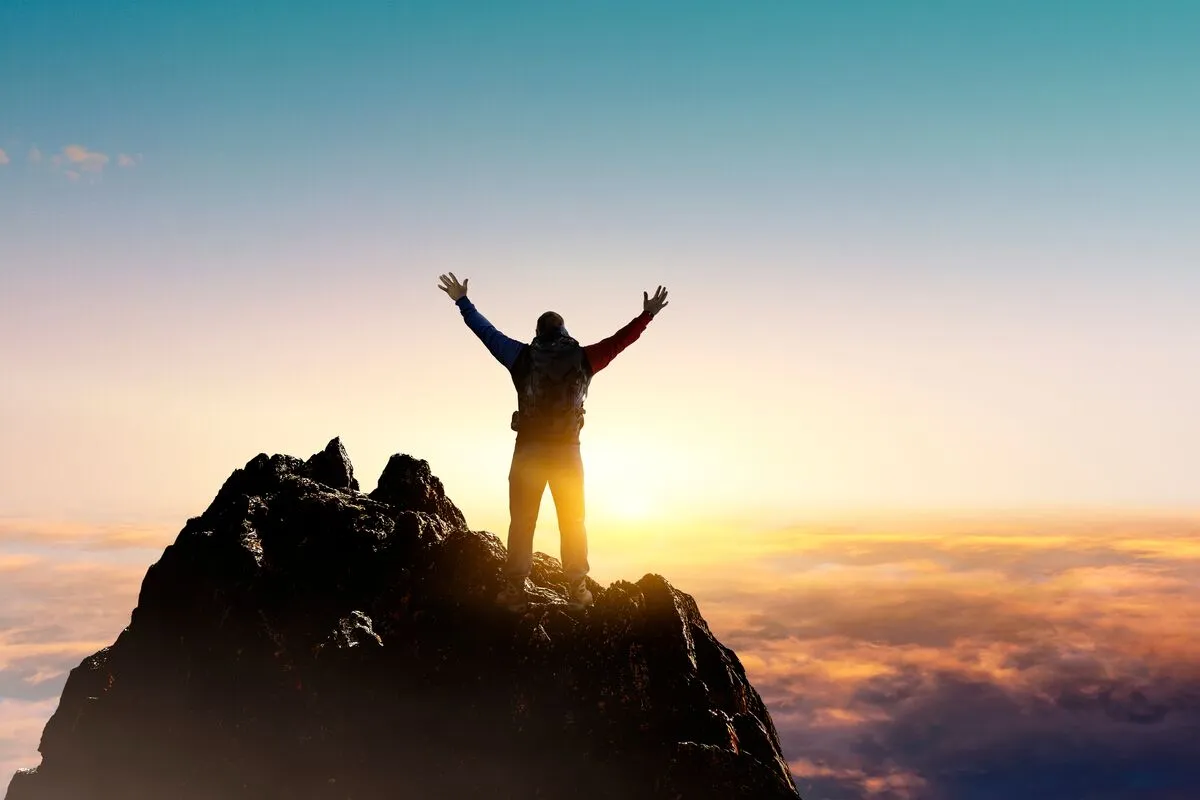 Young,Traveler,Exploring,The,World,Concept