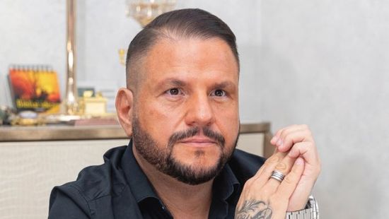 Emilio 12 év után szakított: „Senki nem mutatja meg a valódi arcát"