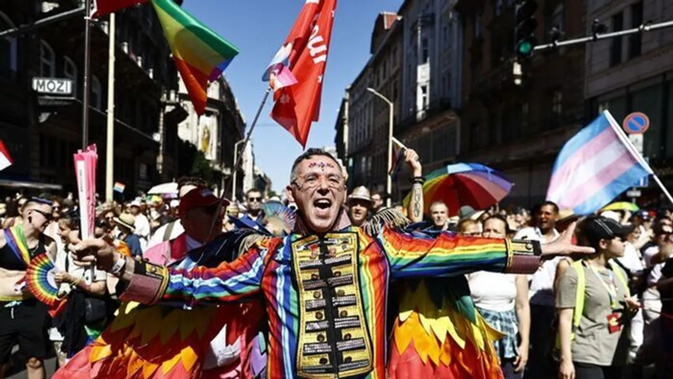 Ismét nemzeti szimbólumot gyaláztak a Pride-on