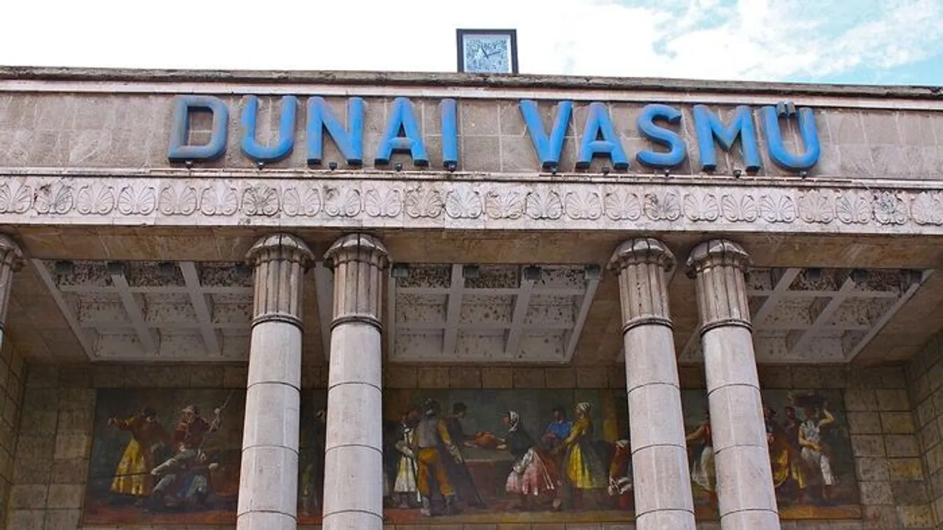 Gyurcsány Ferencék ukrán-orosz kézbe adták a Dunaferrt