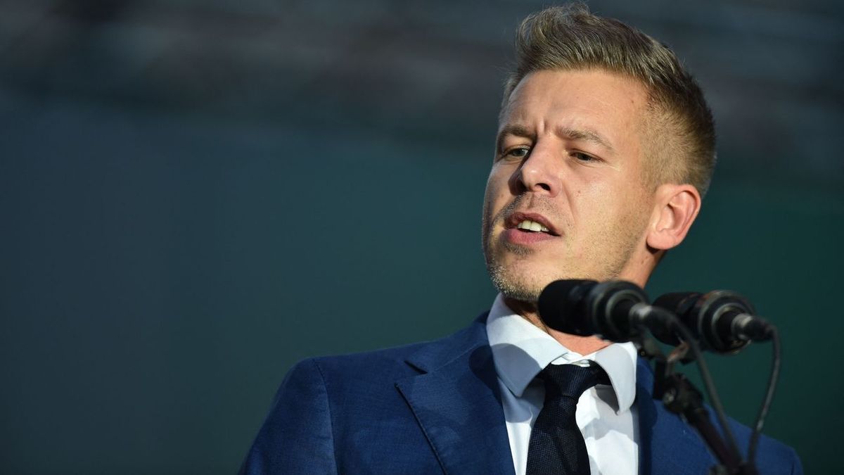 Magyar Péter Brüsszelben letagadta, hogy titokban felvételt készített a feleségéről