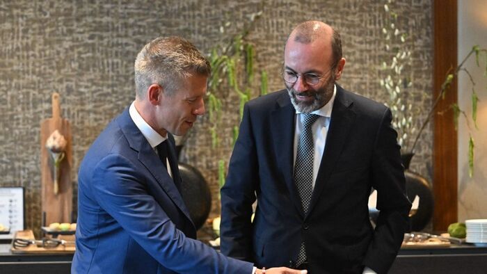 A Tisza Párt Brüsszelben  dolgozik Ukrajna EU-tagságáért