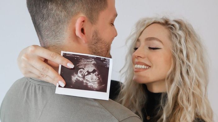 Megszületett Szőcs Reni második gyermeke