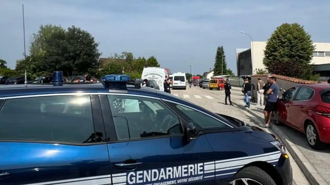 14 éves diák késelte halálra a tanárát egy francia iskolában