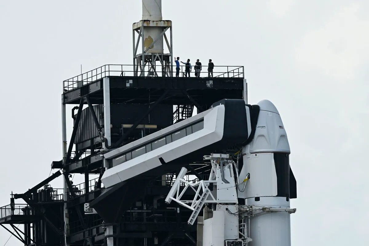 SHUKLA, Shubhanshu; UZNANSKI-WISNIEWSKI, Slawosz; WHITSON, Peggy; KAPU Tibor