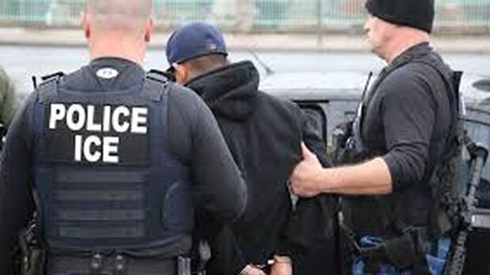Folytatódhat az illegális migránsok kitoloncolása Amerikában