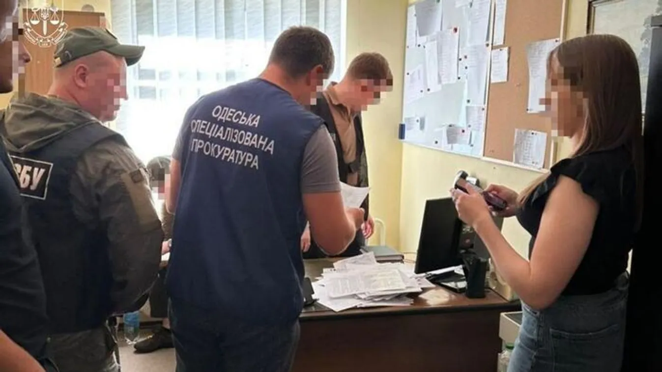 Nem létező katonákkal csaltak el milliókat Ukrajnában