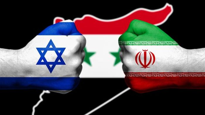 Izrael légicsapásra készül Irán ellen?