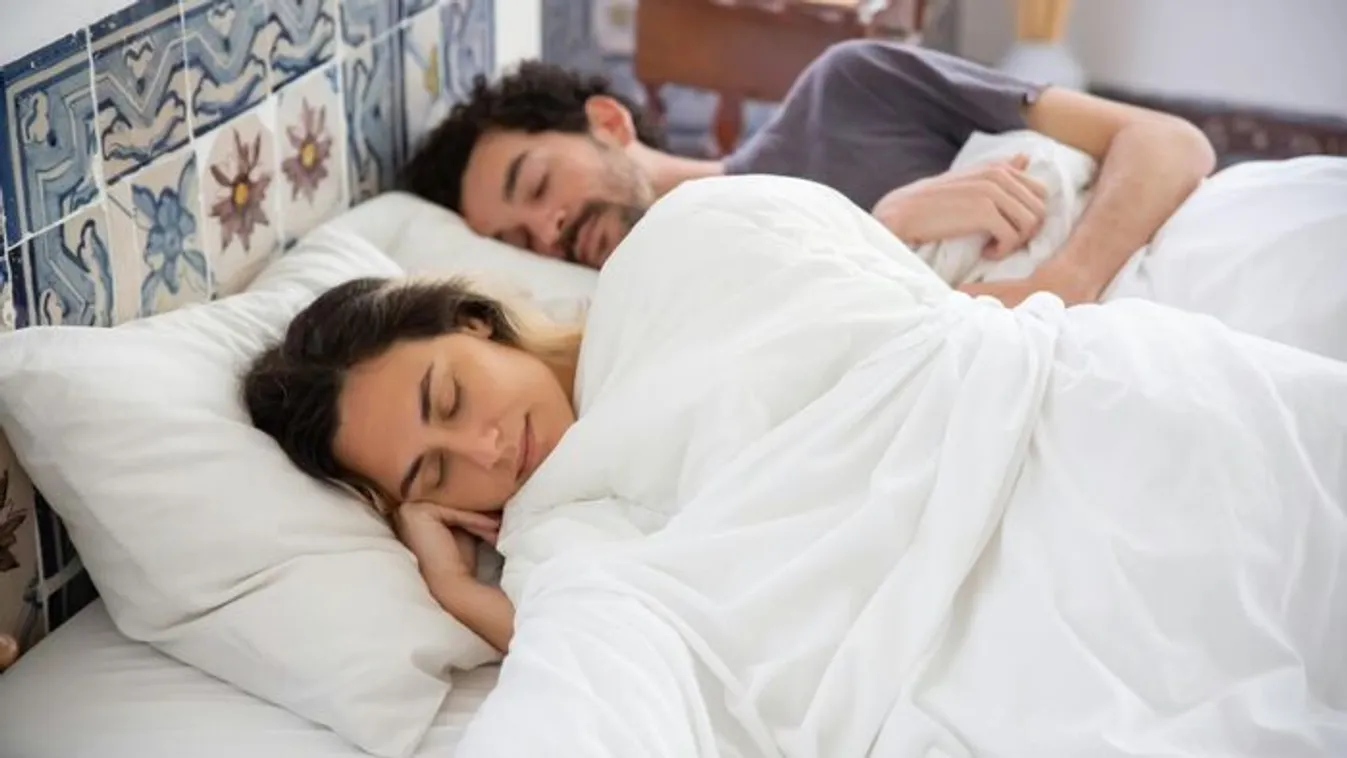 Így hat a szexuális életünkre, ha külön alszunk a párunkkal
