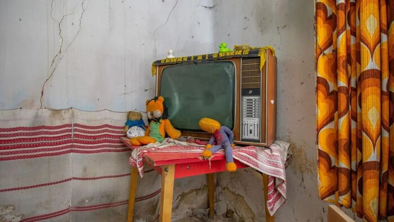 Játékok szanaszét: nyomtalanul tűnt el a magyar család