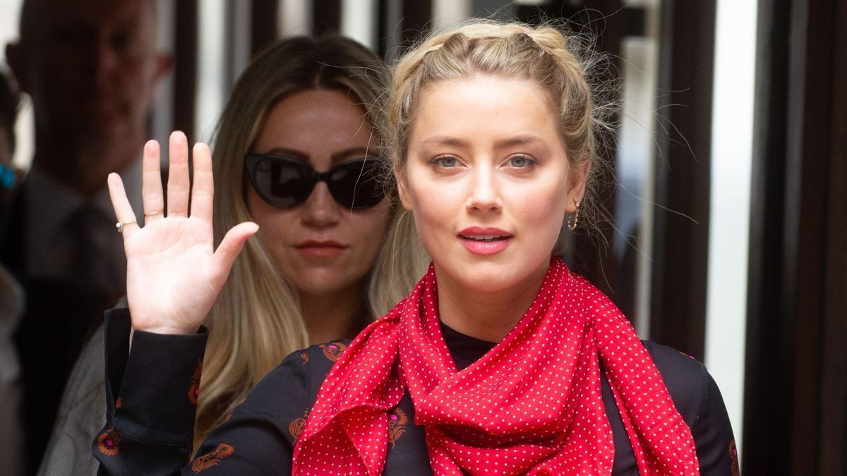 Amber Heard visszatér a reflektorfénybe három évvel Johnny Depp pere után