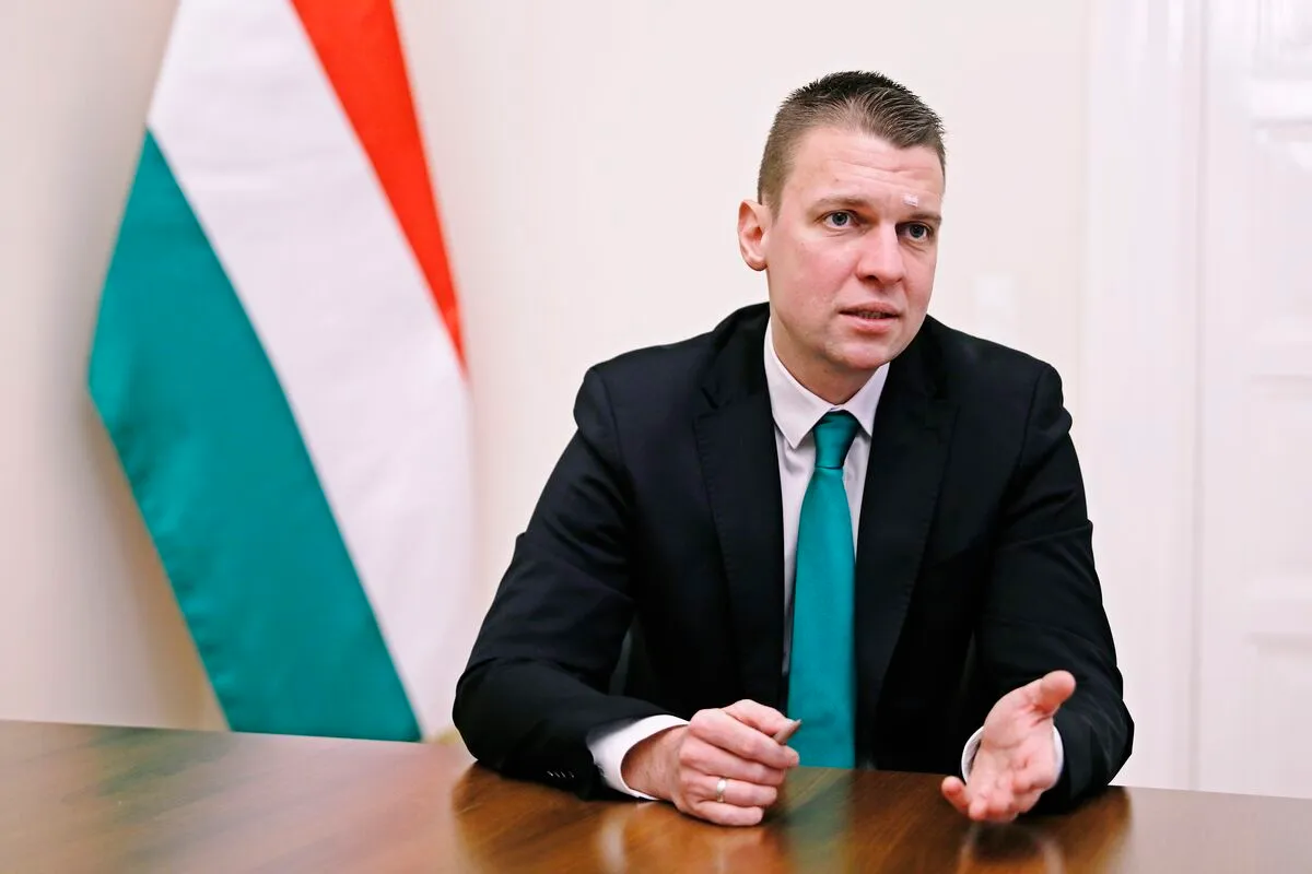 Menczer Tamás továbbra is szeretné megtudni a tiszásoktól, hogy: ti mit tettetek