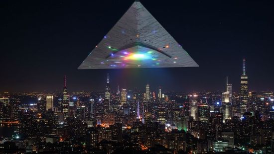 Különös geometriai alakzatok jelentek meg az égen - ezek is ufók?