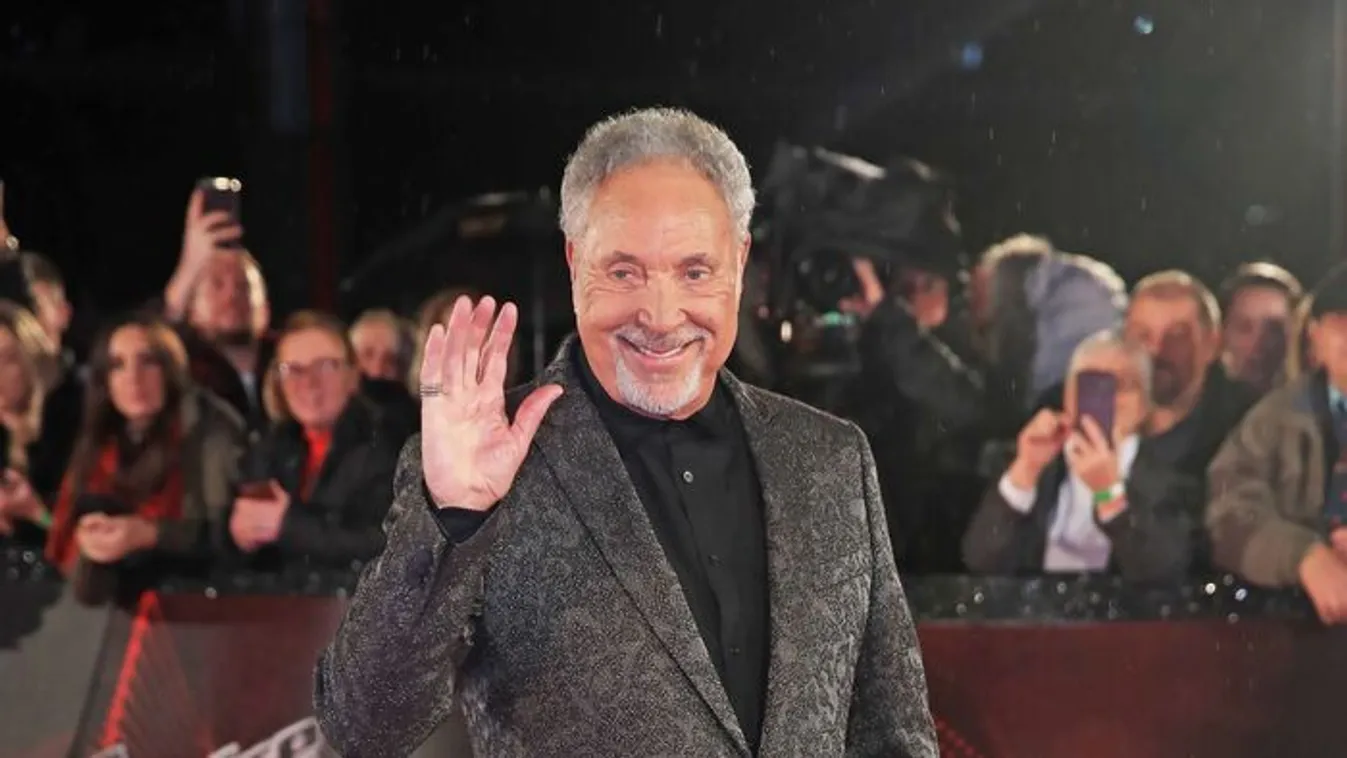 85 éves lett a Sexbomb előadója, Tom Jones