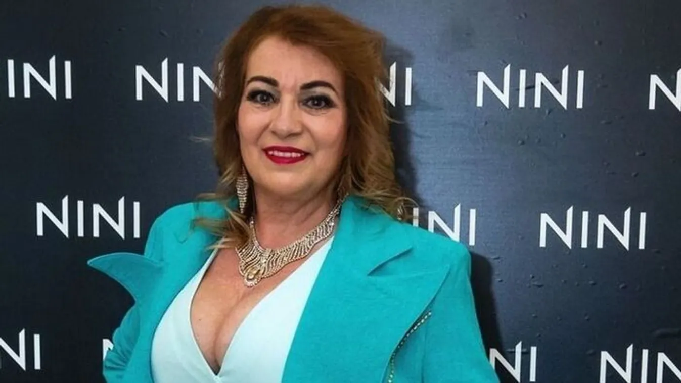 Kiszel Tünde őrjítő fotóval köszöntötte a nyarat