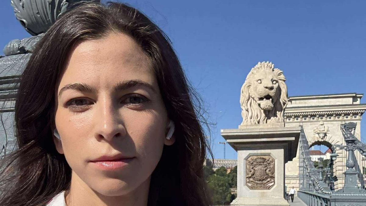 Szentkirályi Alexandra: ELÉG a dugókból!