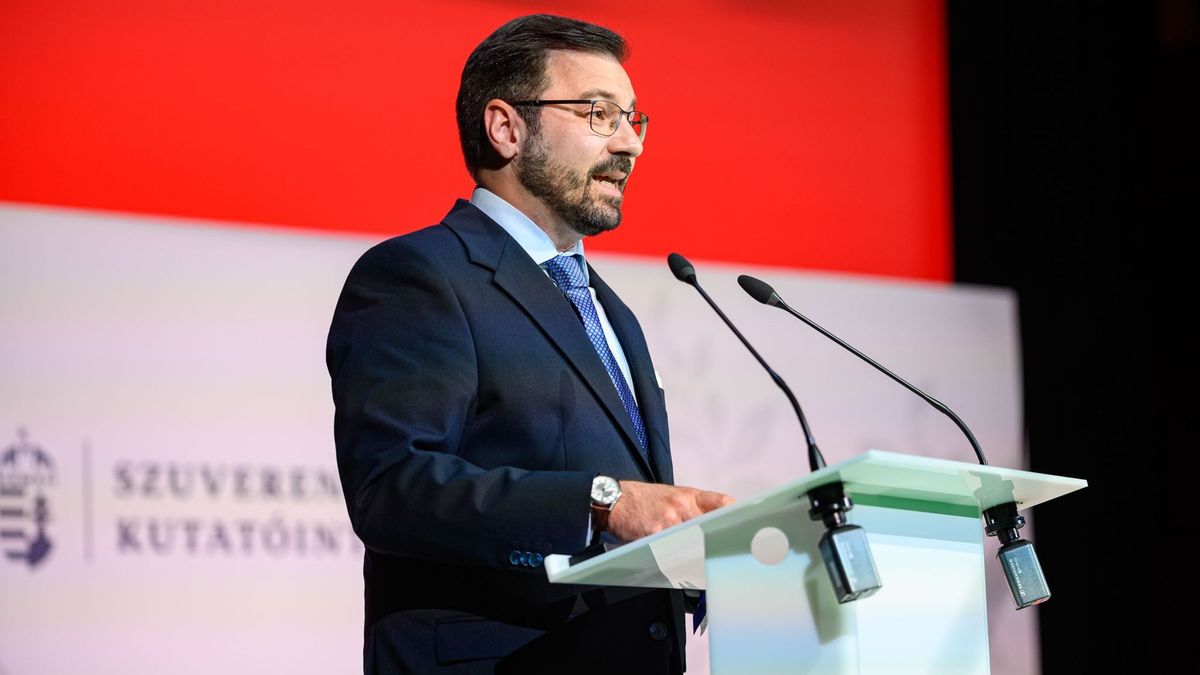Szánthó Miklós: „A magyar szuverenitást a globalista politikai szürkezóna fenyegeti”