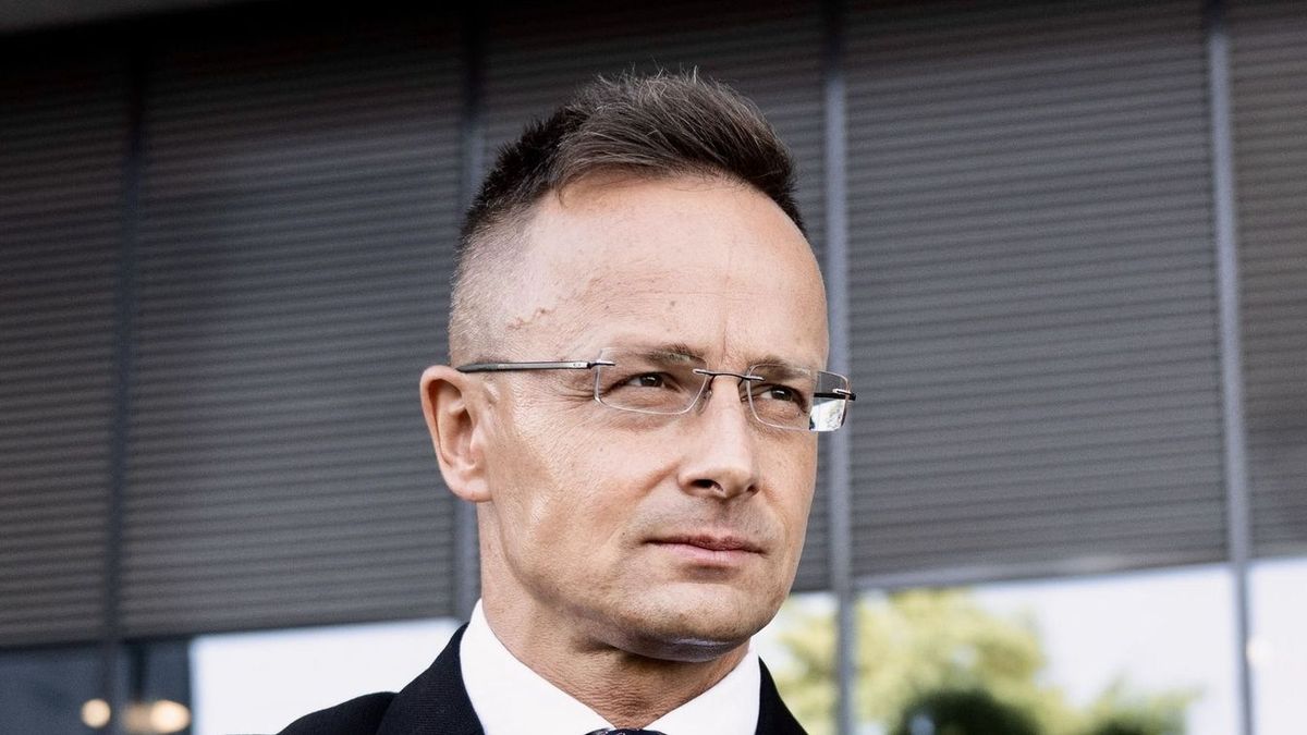 Szijjártó Péter: Visszautasítjuk a Zelenszkij-tervet