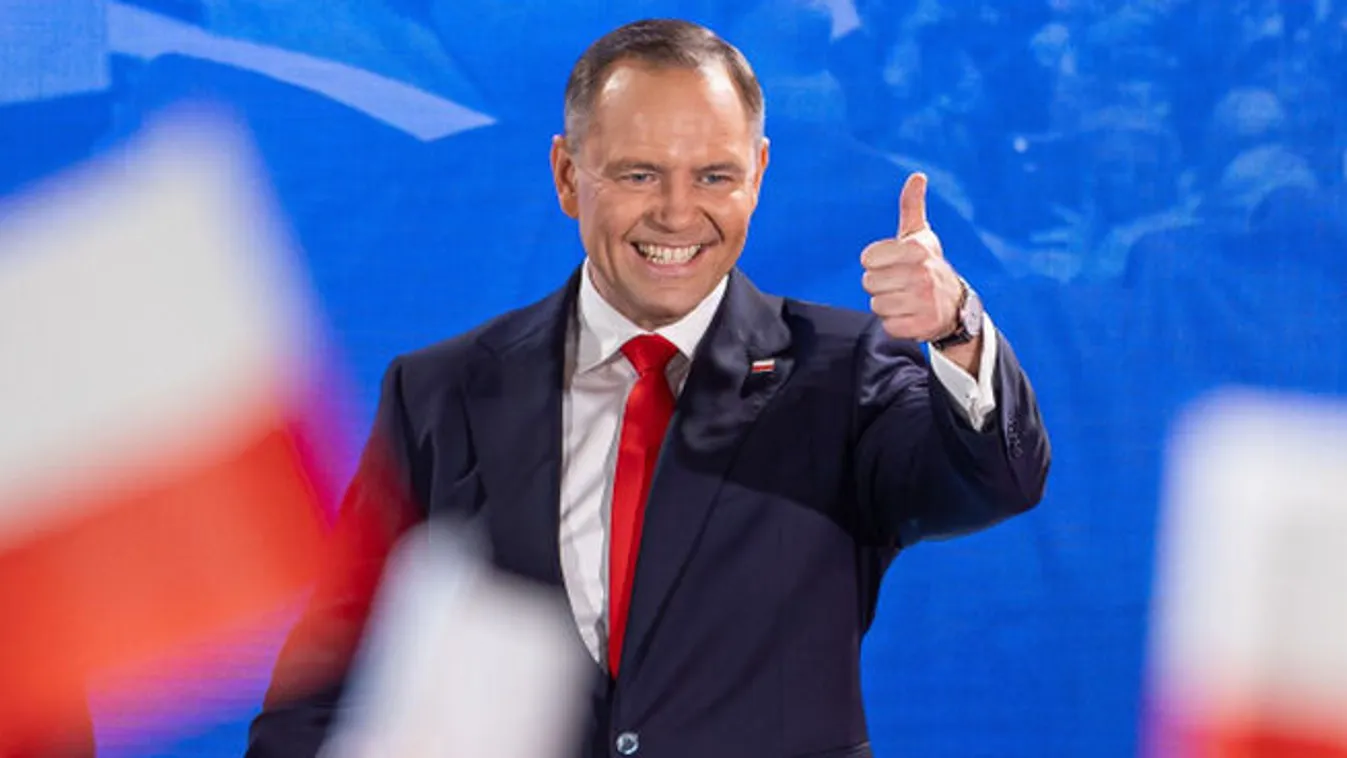 A kommunisták bűneit vizsgáló történész az új lengyel elnök