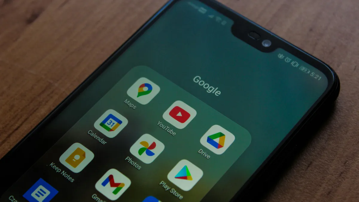 Internetes zaklatás 