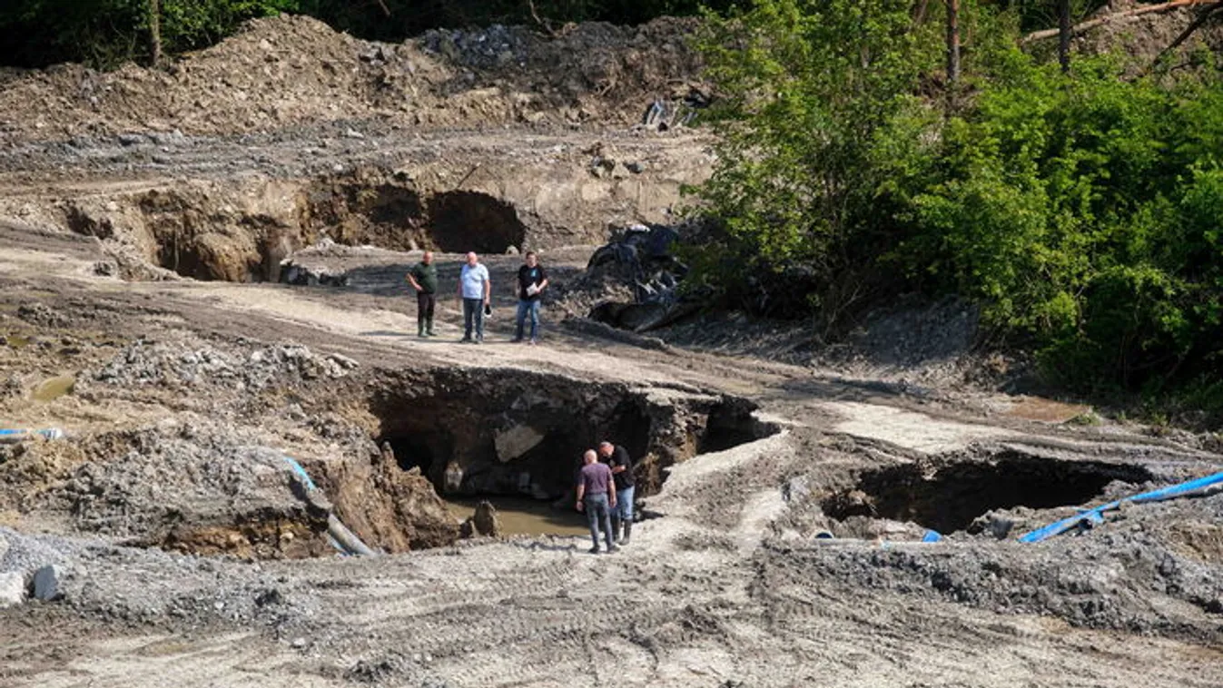 Adománygyűjtő koncertet szervez Parajdért az Ismerős Arcok
