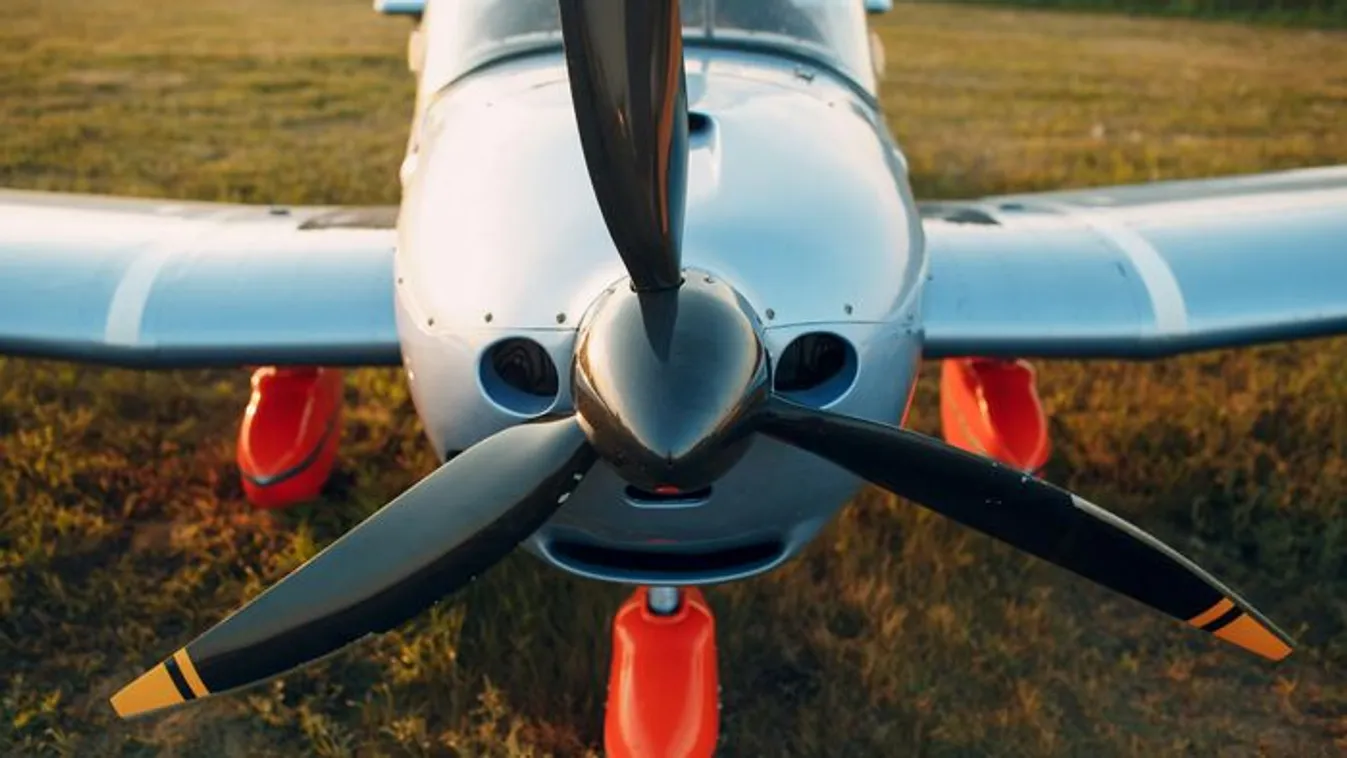 Megint lezuhant egy repülő