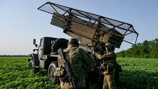Ukrán politikusok mentik ki hozzátartozóikat a háborúból