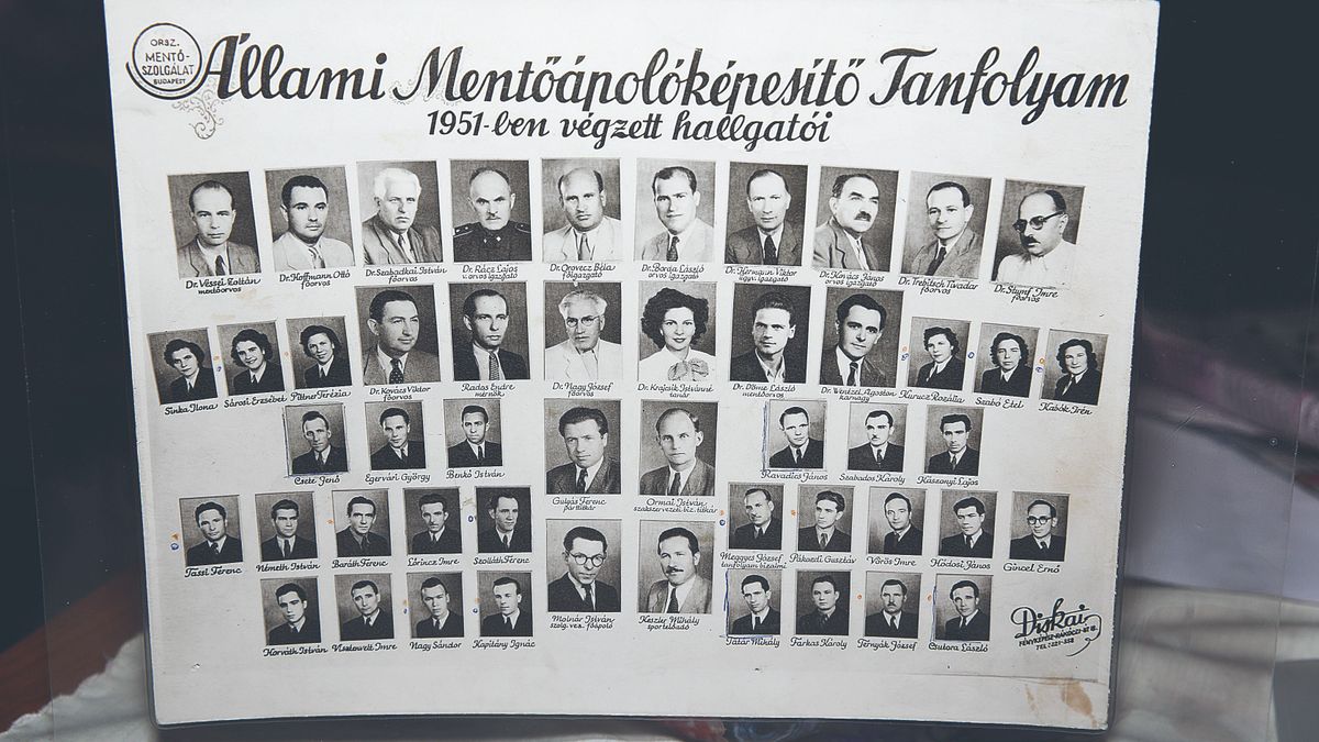 Ilyen volt 75 éve mentőápolónak lenni - a 92 éves Rózsika néni elmeséli!