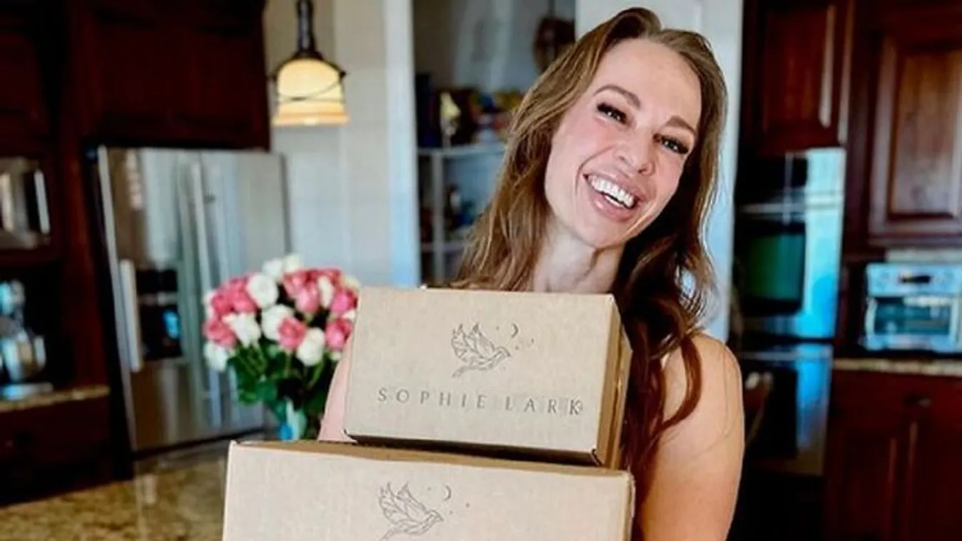 Ukrajnában ledarálták egy amerikai írónő könyveit