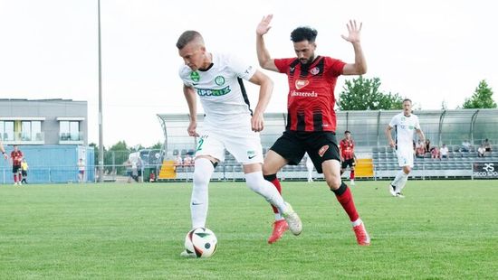 Böde Daniéknak megint nem sikerült, még pont jókor jött a pofon