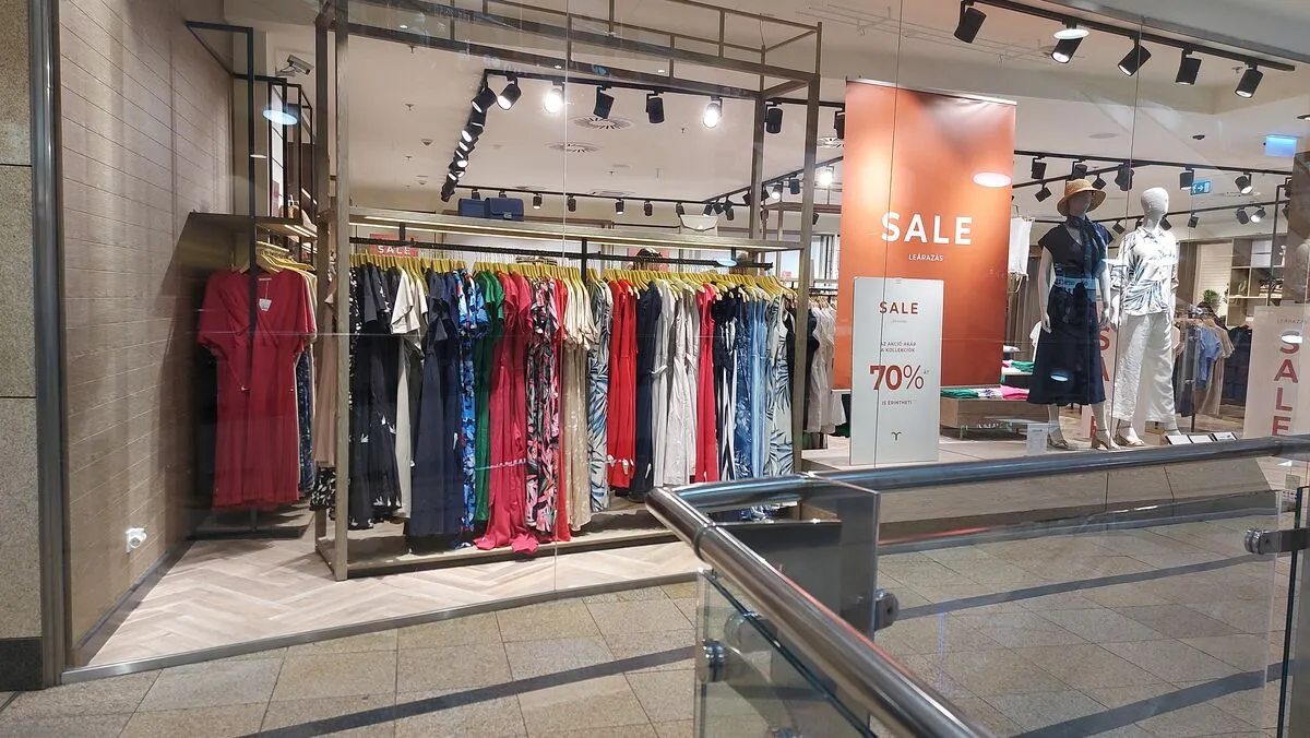 Trükkös akció a magyar plázában