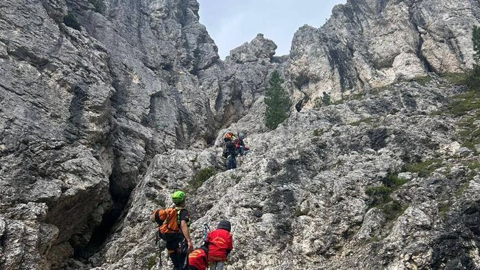 Halálos csapdából mentettek ki három magyar gyereket