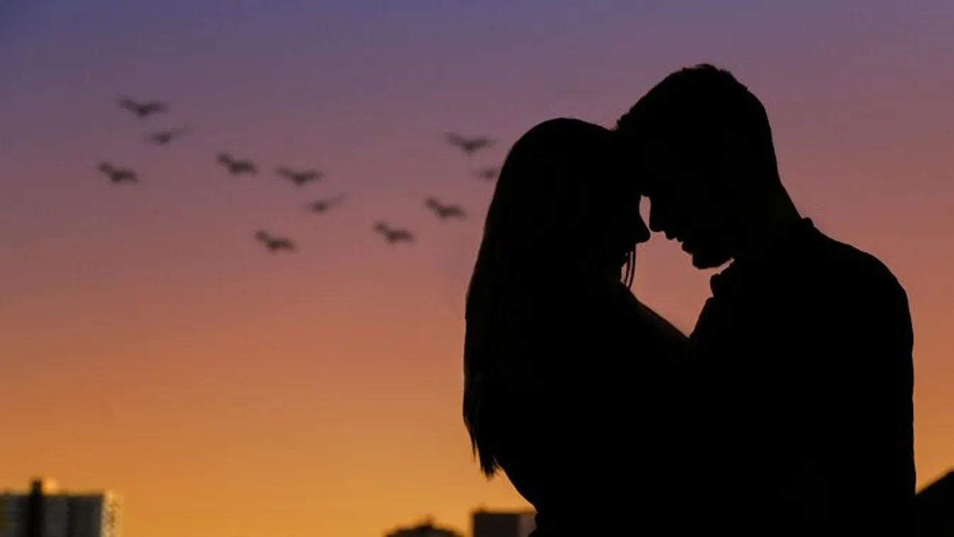 Csak egy ok kell, hogy a nő megcsaljon!