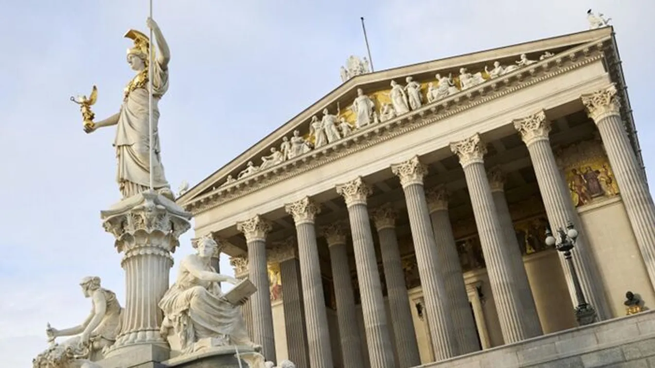 Szadomazo-botrány rázta meg az osztrák külügyet