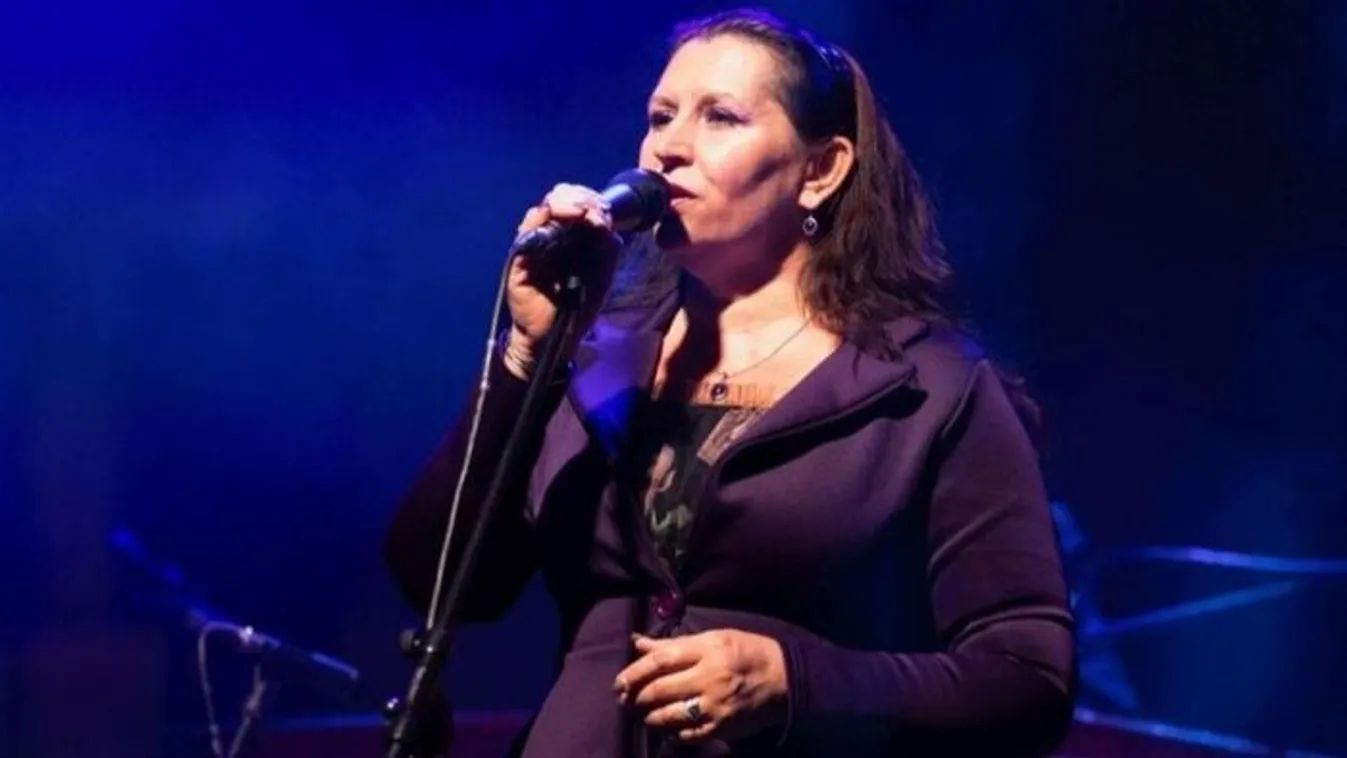 Reagált a Csík zenekar énekesnője a drag queen show-ra