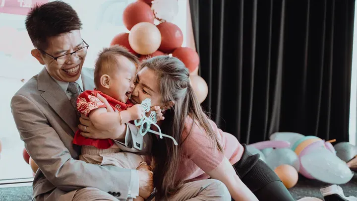 "Ez csak migrén" – 11 orvos is félrediagnosztizálta a halálos agyfertőzést, mire túl késő lett