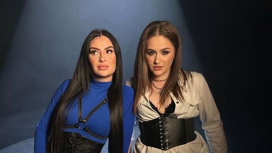 Sofi és Nemazalány fellépésén nevetnek: „Nem sok kellemetlenebb jelenetet láttam mostanában színpadon”