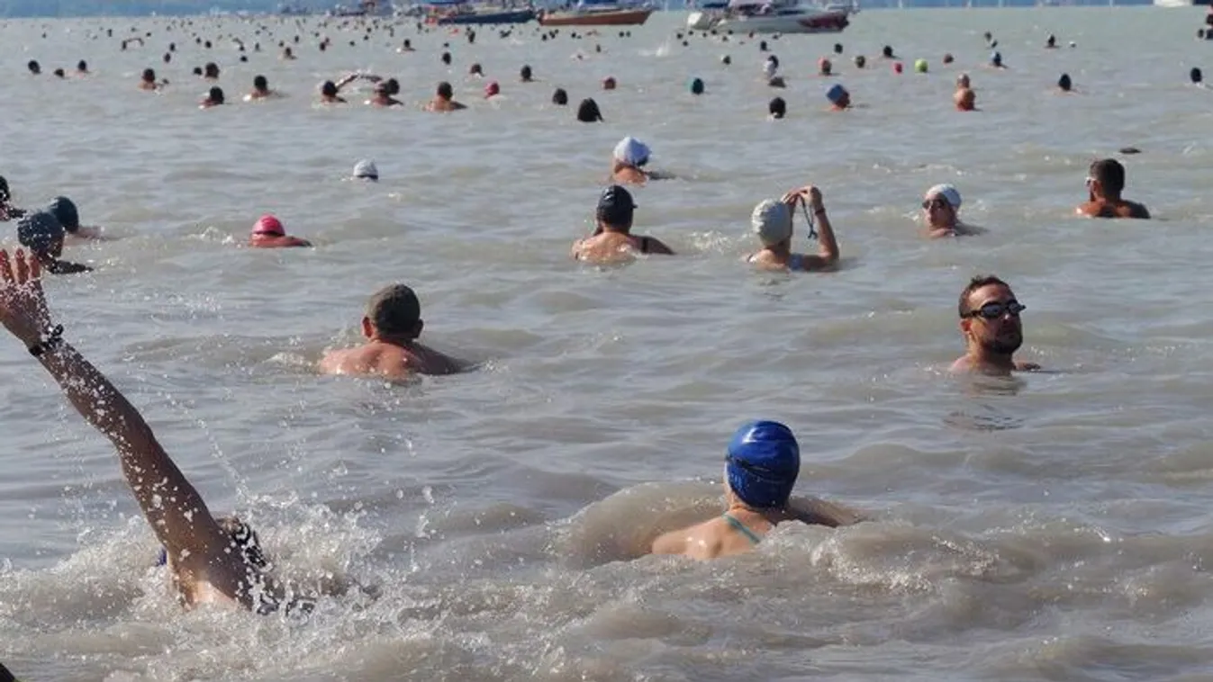 A 43. LIDL Balaton-átúszásra rekordlétszámú indulót várnak